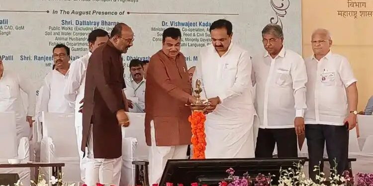 सांगलीमध्ये नितीन गडकरींनी केली मोठी घोषणा, म्हणाले…..