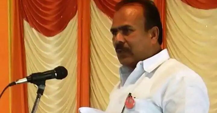 कडेगावच्या वादग्रस्त तहसीलदार शैलजा पाटील यांना निलंबित करा..!