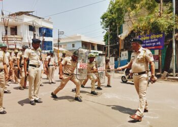 मिरज पोलिसांचे शिवजयंती- ईद च्या पार्श्वभूमीवर दंगल काबू प्रात्यक्षिक..