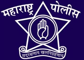 पोलीस निरीक्षकासह ४ कर्मचाऱ्यांना बेदम मारहाण, खुनाचा प्रयत्न, प्रचंड खळबळ