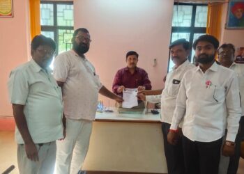 वांगी जि.प.शाळेतील सर्व शिक्षकांवर निलंबनाची कारवाई करा… जि.प. CEO यांना RPI(A) व शेतकरी संघटनेचे निवेदन…