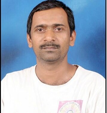 अखिल भारतीय मराठी प्रकाशक संघाकडून डॉ. सुनील दादा पाटील यांना दोन पुरस्कार