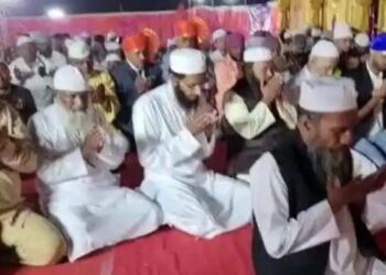 उस्मानाबादमध्ये हिंदू-मुस्लिम ऐक्य, एकत्र केले नमाज पठण आणि वाचली हनुमान चालीसा..