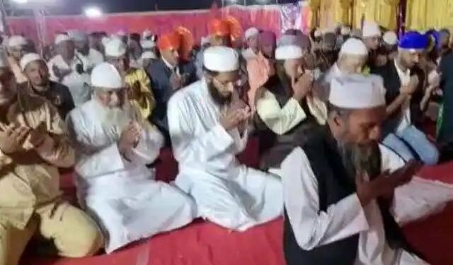 उस्मानाबादमध्ये हिंदू-मुस्लिम ऐक्य, एकत्र केले नमाज पठण आणि वाचली हनुमान चालीसा..