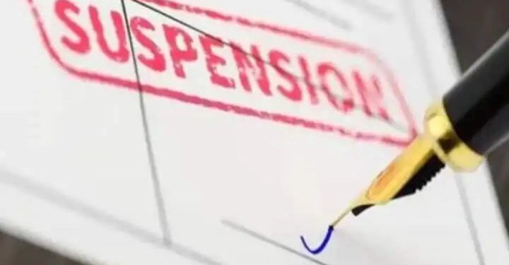 खळबळजनक | महाराष्ट्र पोलीस दलात भूकंप…’या’ पोलीस ठाण्यातील १० जण निलंबित…