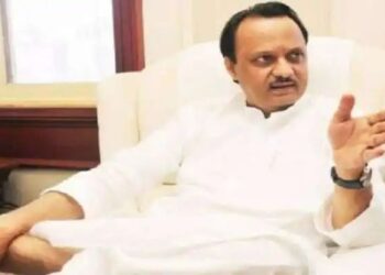 “बाबा रे… आता , दादा मास्क काढा म्हणाल.. नंतर कपडे पण काढा म्हणशील…अजित दादांची मिश्किली…!” दिलखुलास व्यक्तिमत्त्व असल्याची पत्रकारांमध्ये चर्चा…