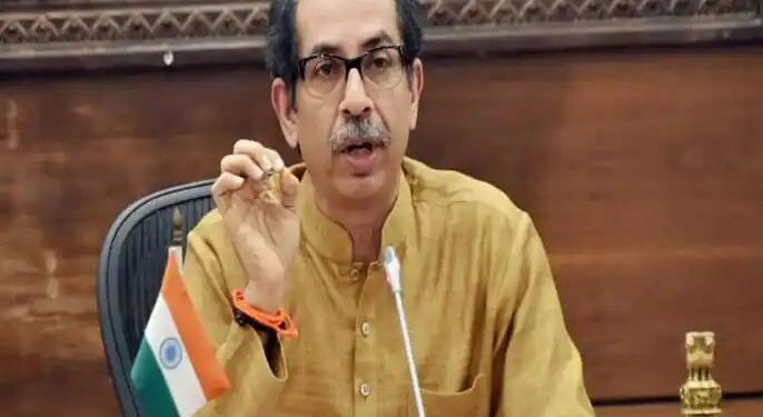 ‘या ‘ आमदारांच्या मतदारसंघातील कामांना चक्क मुख्यमंत्र्यांचा ‘स्टे’; पहा काय आहे प्रकरण…!