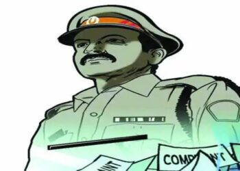 ३०० सहायक पोलीस निरीक्षकांना बढती , गृहमंत्रालायकडून यादी जाहीर, वरिष्ठांच्याही होणार बदल्या..?