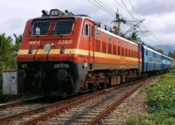 मिरज | महालक्ष्मी एक्सप्रेस धावणार विजेवर, ५ जूनपासून सुरुवात..