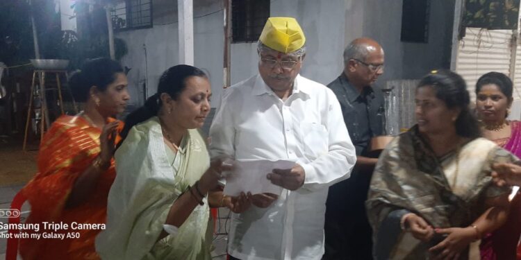 “झोपडपट्टीतील सर्व नागरिक माझ्या हक्काची आहेत ” ; महिला नगरसेविका स्वाती पारधी आक्रमक : तात्काळ कारवाई थांबवा ..अन्यथा , पुनर्वसन करा : मंत्री चंद्रकांत पाटील यांना निवेदन : न्यायासाठी केली कळकळून विनंती ..!