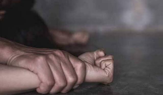 लग्नाचे आमिष दाखवून तृतीयपंथीयावर अनैसर्गिक अत्याचार ; साडेतीन लाखांची केली फसवणूक ; जयसिंगपूर पोलिसांत एकावर गुन्हा दाखल.