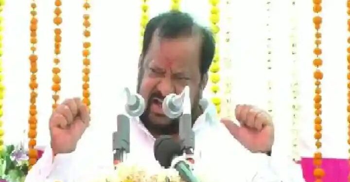 शिंदे गटातील शहाजी बापू पाटील यांच्या वक्तव्याने राज्य सरकारमध्ये खळबळ : सोलापूर जिल्ह्यात चर्चा रंगल्या..?
