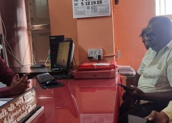 “…. अन्यथा महापालिकेचे आयुक्त सुनील पवार यांच्या दालनात ठिय्या आंदोलन करू” ; मिरज शहर परिवर्तन समिती आक्रमक..!