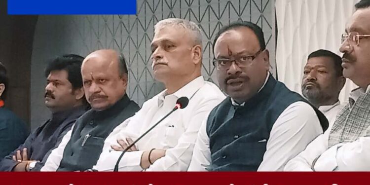 “बेईमानीचं सरकार जास्त काळ चालत नाही म्हणूनच महाविकास आघाडीला अडीच वर्षात सत्ता गमवावी लागली.”