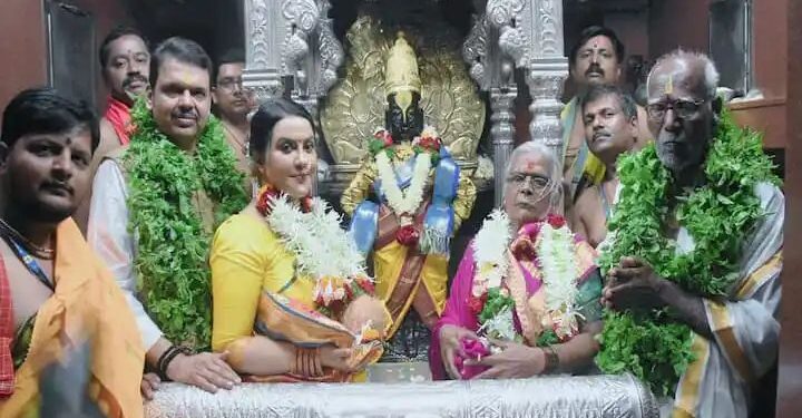 उपमुख्यमंत्र्यांच्या हस्ते सपत्नीक विठ्ठलाची शासकीय महापूजा संपन्न; औरंगाबादचे साळुंखे दांपत्य ठरले मानाचे वारकरी..