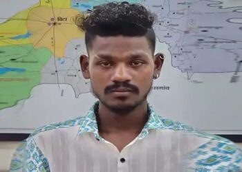 हद्दपार गुन्हेगाराने केले कोयत्याने वार ; विट्यातील धक्कादायक प्रकार..