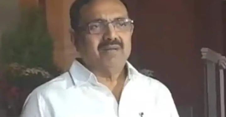 मोठी बातमी | हिवाळी अधिवेशन संपेपर्यंत आमदार जयंत पाटील निलंबित.