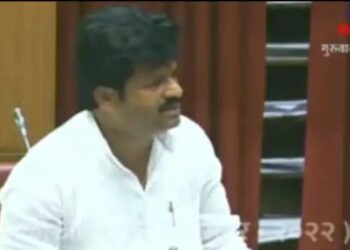 धर्मांतर, चर्च बांधकाम प्रकरणी आमदार गोपीचंद पडळकर यांची विधानसभेत लक्षवेधी.