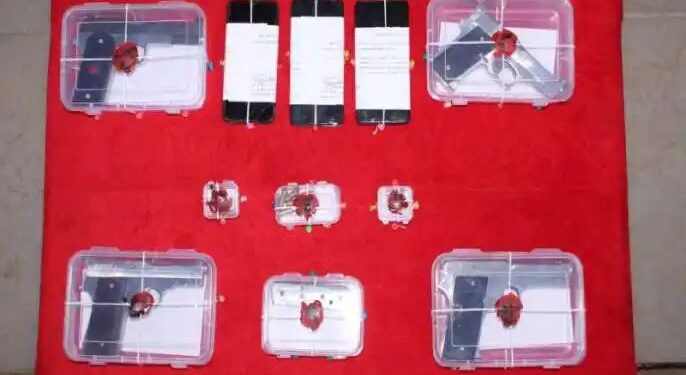 स्थानिक गुन्हे शाखेची मोठी कारवाई : ४ पिस्टल – ४ काडतुसे जप्त ; चौघांच्या आवळल्या मुसक्या…