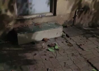 मिरजेतील जवाहर चौक परिसरामध्ये दोन गटात तुफान हाणामारी,झाली दगडफेक ; पोलिसांनी केला लाठीचार्ज..?