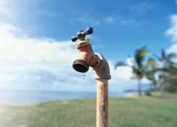 नेवरीत पाणी उशाला मात्र कोरड घशाला