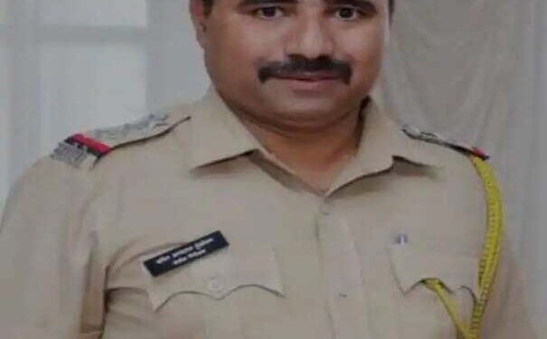 कणकवलीचे पोलीस निरीक्षक सचिन हुंदळेकर याना बदलीचे आदेश ; तातडीने दिला सागरी सुरक्षा विभागाचा पदभार..