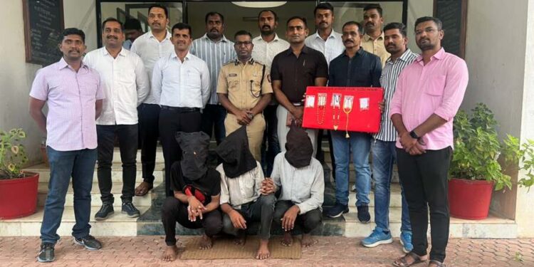 सांगली एलसीबीच्या टीमची कर्तबगारी ; चाणाक्ष पोलिसांनी दरोडेखोरांना केली जेलची वारी..!