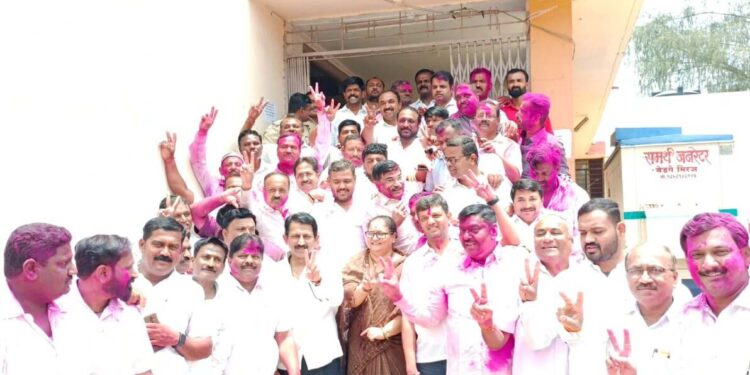 सांगली बाजार समितीत भाजपचा धुव्वा, महाविकास आघाडीला स्पष्ट बहुमत..!