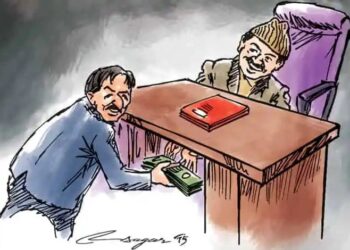 ब्रेकींग | तीन हजारांची लाच घेताना एक्साईजचे निरीक्षक, दुय्यम निरीक्षक व कॉन्स्टेबलला रंगेहाथ अटक.