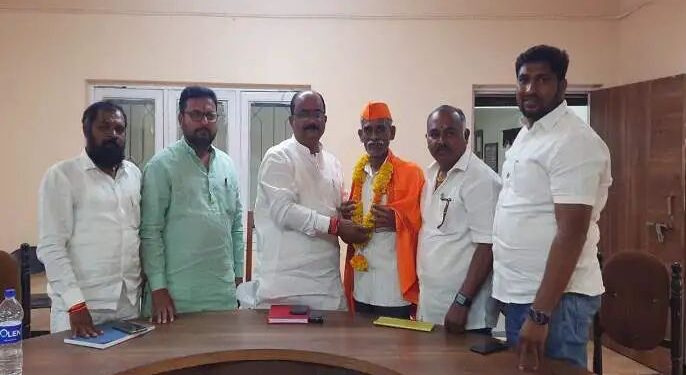 बाबरी मशिद पाडणारा शिवसैनिक मिरजेचा, चंद्रकांत पाटील हा घ्या पुरावा – संजय विभूते आक्रमक.