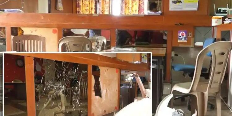 कोल्हापुरात मनप्पुरम फायनान्स कंपनीची तोडफोड