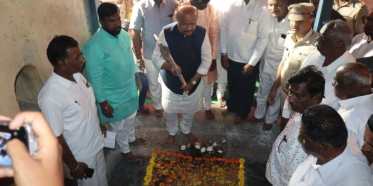 कुपवाडमध्ये समाज मंदिराचे भूमिपूजन ; विविध वास्तूंचे उद्घाटन