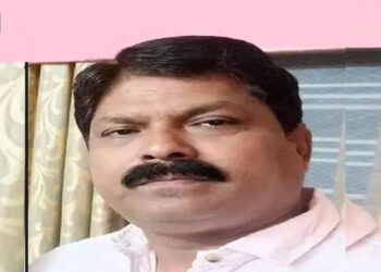 लाचखोर करजगीच्या तलाठ्याची हाव वाढली , ५० हजारची लाच घेताना दुसऱ्यांदा रंगेहात सापडला