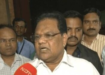 पोरांनो, कामाला लागा, आरोग्य विभागात तब्बल ११ हजार जागांची भरती!