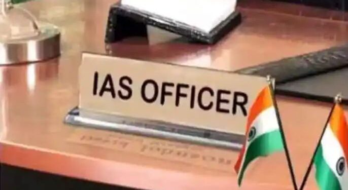 मोठी बातमी | राज्यातील १८ आयएएस अधिकाऱ्यांच्या बदल्या