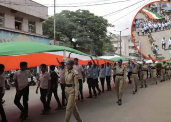 मिरजेत तिरंगा रॅली, शहरातील शंभरफुट उंच तिरंगा ध्वजाचे स्वातंत्र्यदिनी होणार लोकार्पण ..