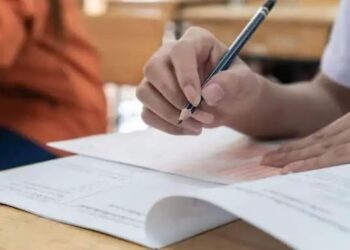 BIG BREAKING | Talathi Bharti Exam 2023 : पहिल्याच दिवशी तलाठी भरती परीक्षेचा पेपर फुटला; नाशिकमध्ये ऑनलाईन परीक्षेत गैरप्रकार