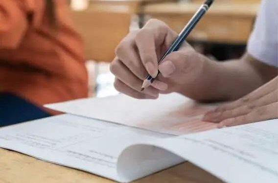 BIG BREAKING | Talathi Bharti Exam 2023 : पहिल्याच दिवशी तलाठी भरती परीक्षेचा पेपर फुटला; नाशिकमध्ये ऑनलाईन परीक्षेत गैरप्रकार