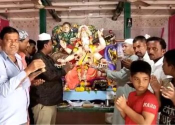 कुरुंदवाडमधील गणेशोत्सव हिंदू-मुस्लिम ऐक्याचे प्रतीक; मशिदींमध्ये गणपतीची प्रतिष्ठापना..