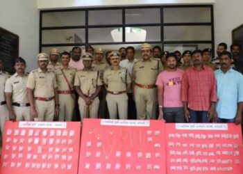 दरोडा टाकून फरार झालेल्या तिघांना सांगलीत अटक, पावणे दोन कोटींचे सोने हस्तगत..