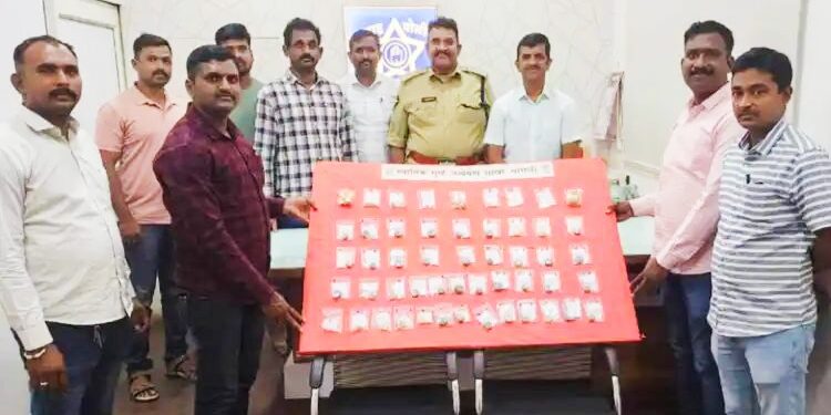 सांगलीत तब्बल ४ कोटीचे सोने पोलिसांनी केले हस्तगत