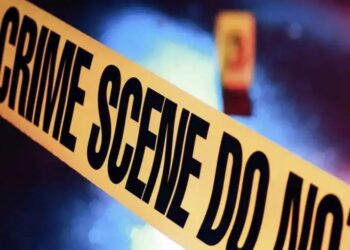 पोलिसात तक्रार दिल्यास ठार मारीन, दुकानदारावर वार; अल्पवयीन मुलासह तिघांवर गुन्हा