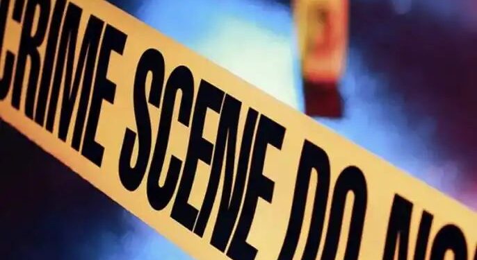 पोलिसात तक्रार दिल्यास ठार मारीन, दुकानदारावर वार; अल्पवयीन मुलासह तिघांवर गुन्हा