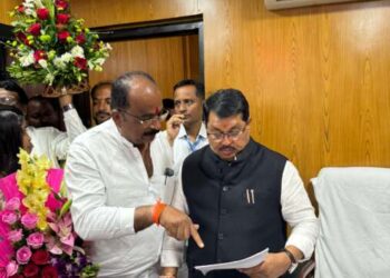 कडेगांव पलूस मद्ये विधानसभा निवडणुकीच्या अतिकालिक भत्त्यात अफरातफर