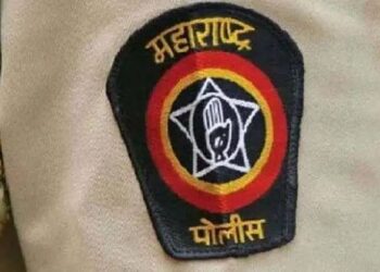 वाहनचालकांकडून पैसे उकळल्याप्रकरणी कर्मचाऱ्याचे निलंबन..!