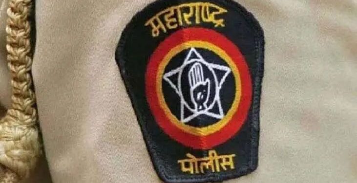 वाहनचालकांकडून पैसे उकळल्याप्रकरणी कर्मचाऱ्याचे निलंबन..!