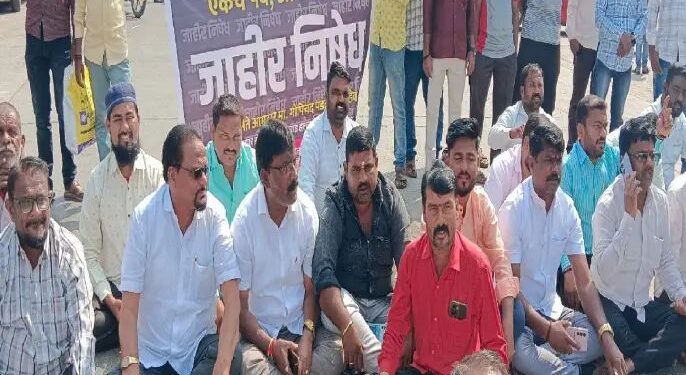 ब्रेकिंग | “या’ कारणासाठी जतमध्ये रास्ता रोको, दीड तास वाहतूक ठप्प