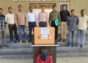 साेने व कार चोरणाऱ्या अरुण पाटीलला मिरजमधून अटक : अकोला पोलिसांची कारवाई..!