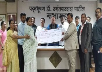 बदली, कंत्राटी कामगारांना कायम करण्याचा फेरप्रस्ताव द्या – पालकमंत्री डॉ.सुरेश खाडे