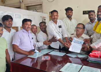 नेवरी ग्रामपंचायतमध्ये लोकशाहीर आण्णाभाऊ साठे यांच्या प्रतिमेची विटंबना